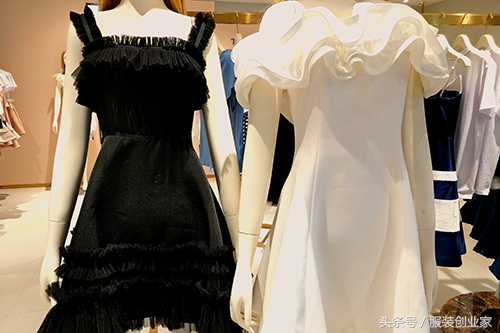 开服装店挣不到钱什么原因,为什么觉得开小店不赚钱