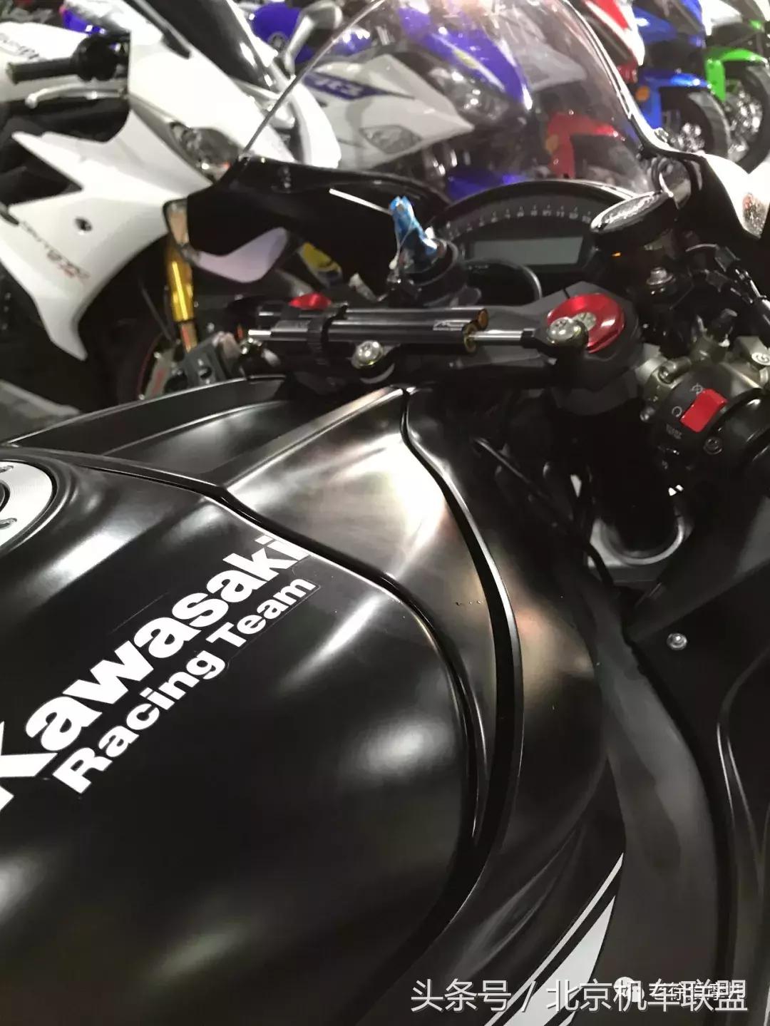 2024川崎zx10rr发布大图,川崎zx-10r2024款极速测试