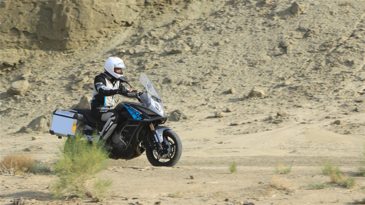 最新春风650tr摩托车测评,春风650摩托详细说明