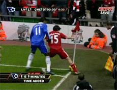 盘点足球十大搞笑瞬间,天下足球疯狂的足球搞笑视频