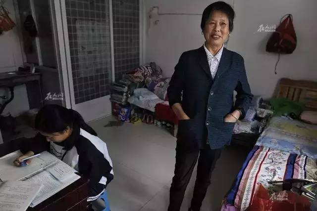 直击高考工厂毛坦厂,毛坦厂亚洲最大高考工厂