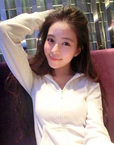 如何自然的和帅哥搭讪,想要成功首先要找对人