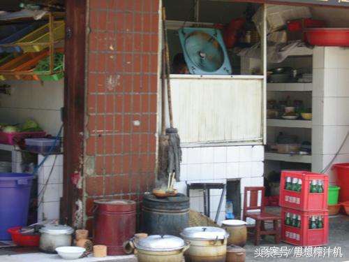 东京和台湾台北上班族时间更紧张，中午不点外卖？为何速递哥很少