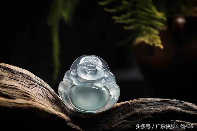 鉴别翡翠从正确认识翠性开始,翡翠翠性的三类表现形式