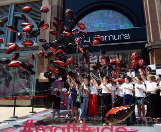 哈西万达植村秀直播,植村秀专柜开业