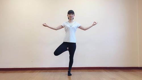 学生在出租屋洗澡煤气中毒,广州一女孩出租屋煤气中毒