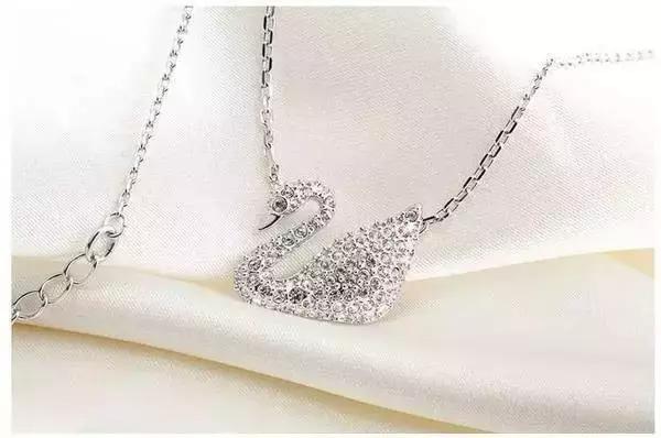 了解高档品牌化妆品,大牌化妆品简单几步就搞定