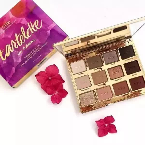 玛可安迪星空幻彩流沙10色眼影,适合新手的平价眼影盘推荐