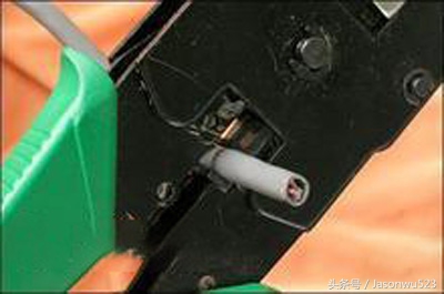 电脑要接网线怎么跟师傅讲,电脑实用小技巧视频教学