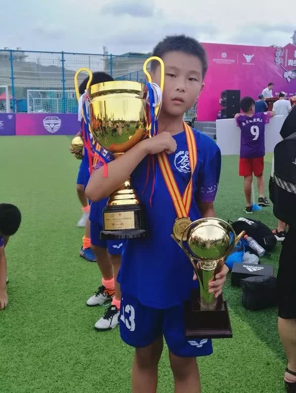 福田区中学足球赛,福田中学足球比赛