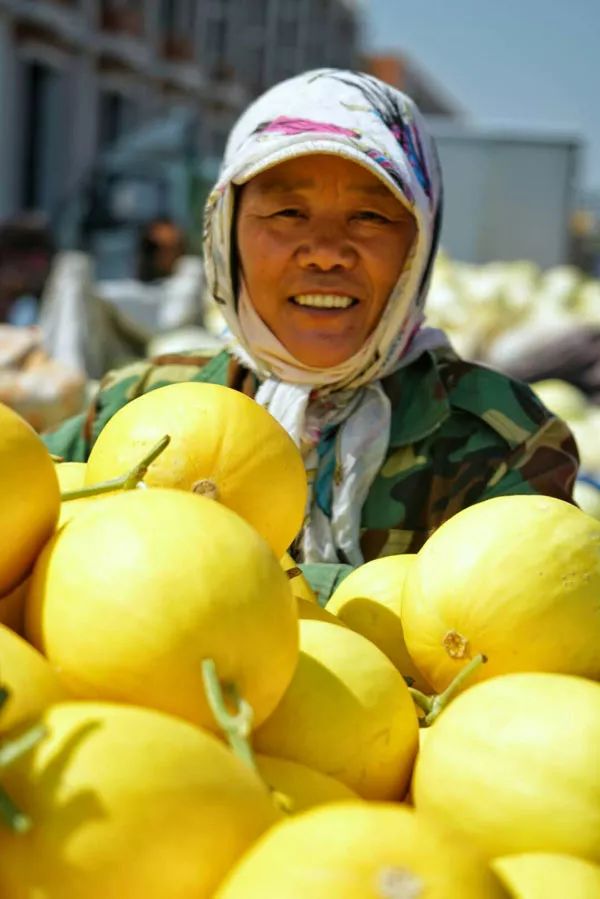 走遍天涯海角忘不了歌名叫什么,走遍天涯海角忘不了原唱