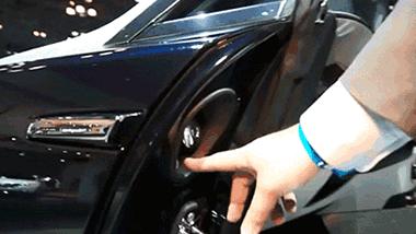 买布加迪送劳斯莱斯,买劳斯莱斯送的东西盘点