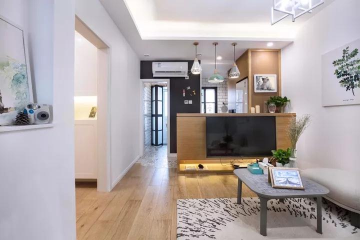 60㎡北欧风两居室，小吧台当电视背景墙，这设计真是666！