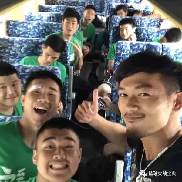 放弃称霸野球场，省实余文乐要当中国的史蒂文斯