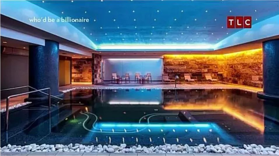 有人在拼夕夕上晒单“SUMSANG”，就有人喝着5000磅一杯的白兰地