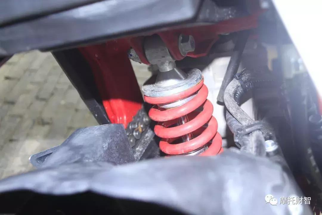 隆鑫无极300rr最高跑到80码,隆鑫300rr跑车版图片