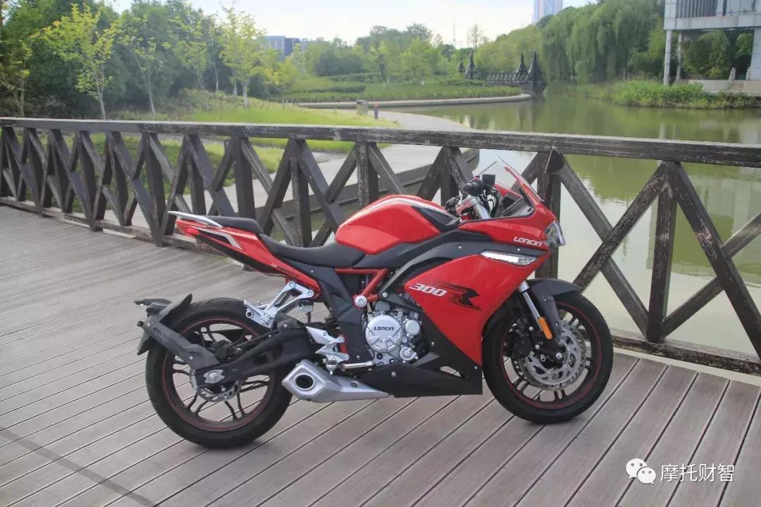 隆鑫无极300rr最高跑到80码,隆鑫300rr跑车版图片