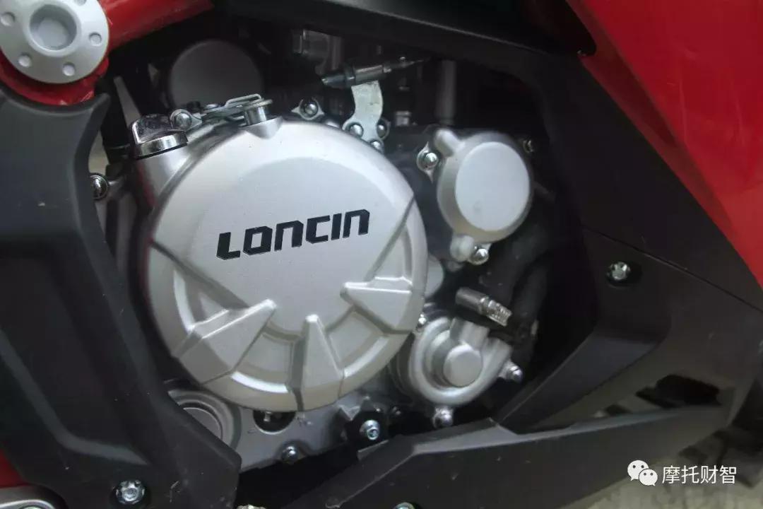 最新款隆鑫无极300rr,无极300rr19款和20款有什么区别吗