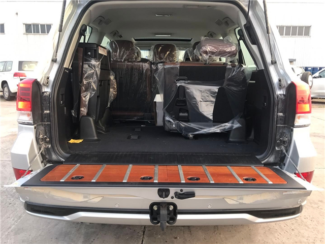 陆地巡洋舰vx-rv8,陆地巡洋舰5.7顶配vxs