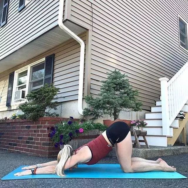 瑜伽头疗手法顺序,瑜伽打开身体的过程