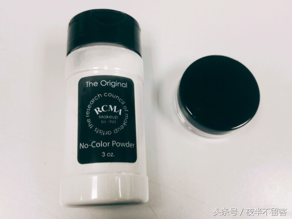 8款强力控油散粉，让你的夏天清新不油腻！