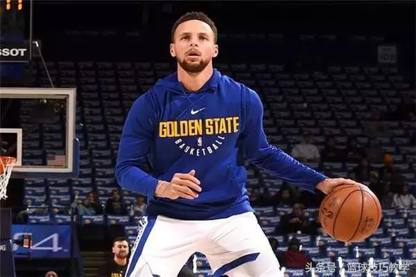 只需两个动作提升弹跳力,坚持这几个方法让你高人一等