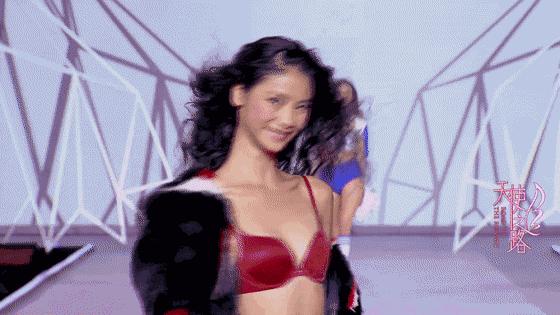 天使之路冠军王艺登上2017维密秀,王艺天使之路后的现状