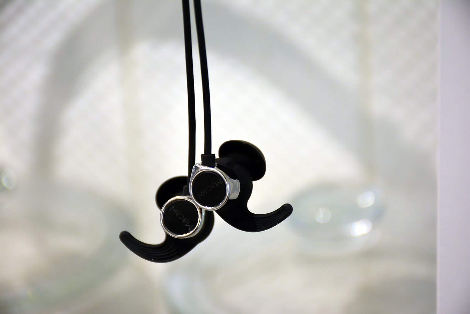 高品质运动耳机畅享动感音乐,运动耳机听歌测评