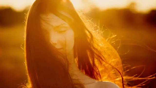 最显气质的自拍办法