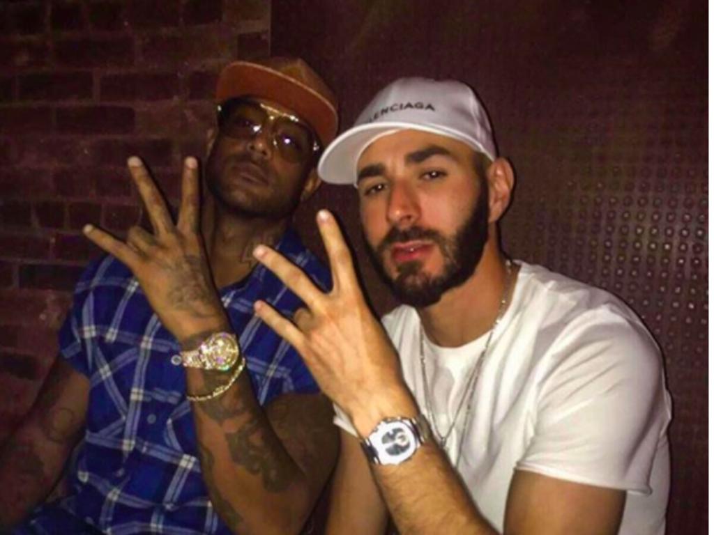 无愧背锅天王！某说唱歌手打架，报社居然贴着本泽马的照片