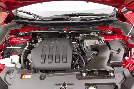 探歌suv和其他suv对比,全新探歌在suv领域大放异彩