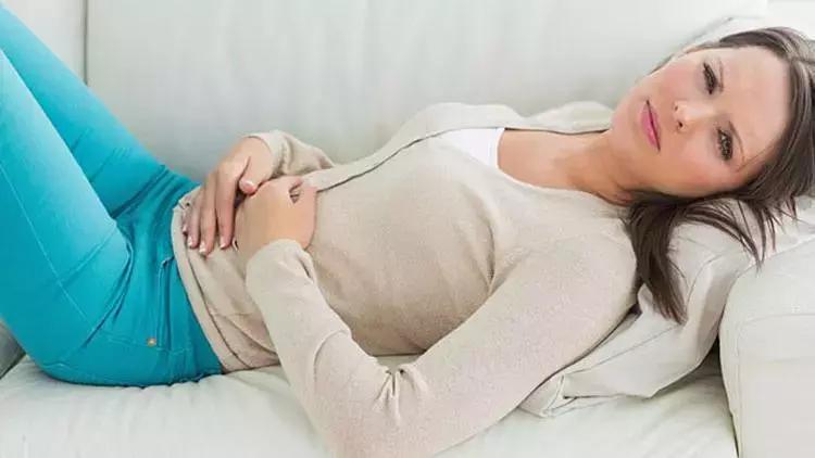 哺乳期碰到乳房该怎么办,哺乳期来例假有前兆没