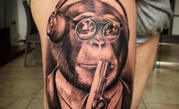 盘点足球运动的奇特纹身：内马尔纹母亲头像，梅西私密部位纹红唇