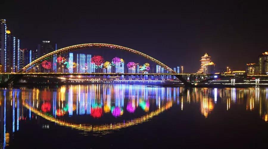 那些留在县城的年轻人后来怎样,那些返乡的年轻人后来都怎么样了