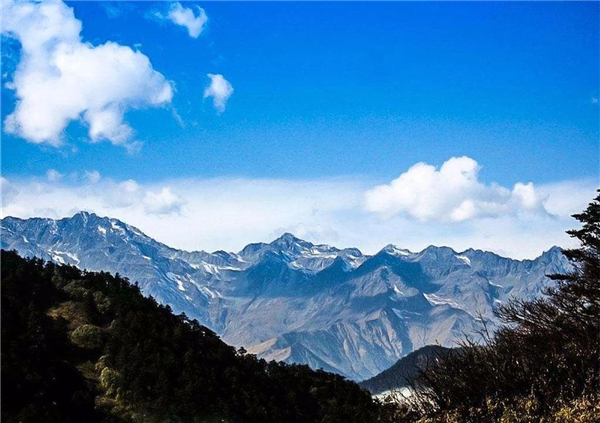 带着古诗去旅行四川重庆篇,唐诗中的四川美景