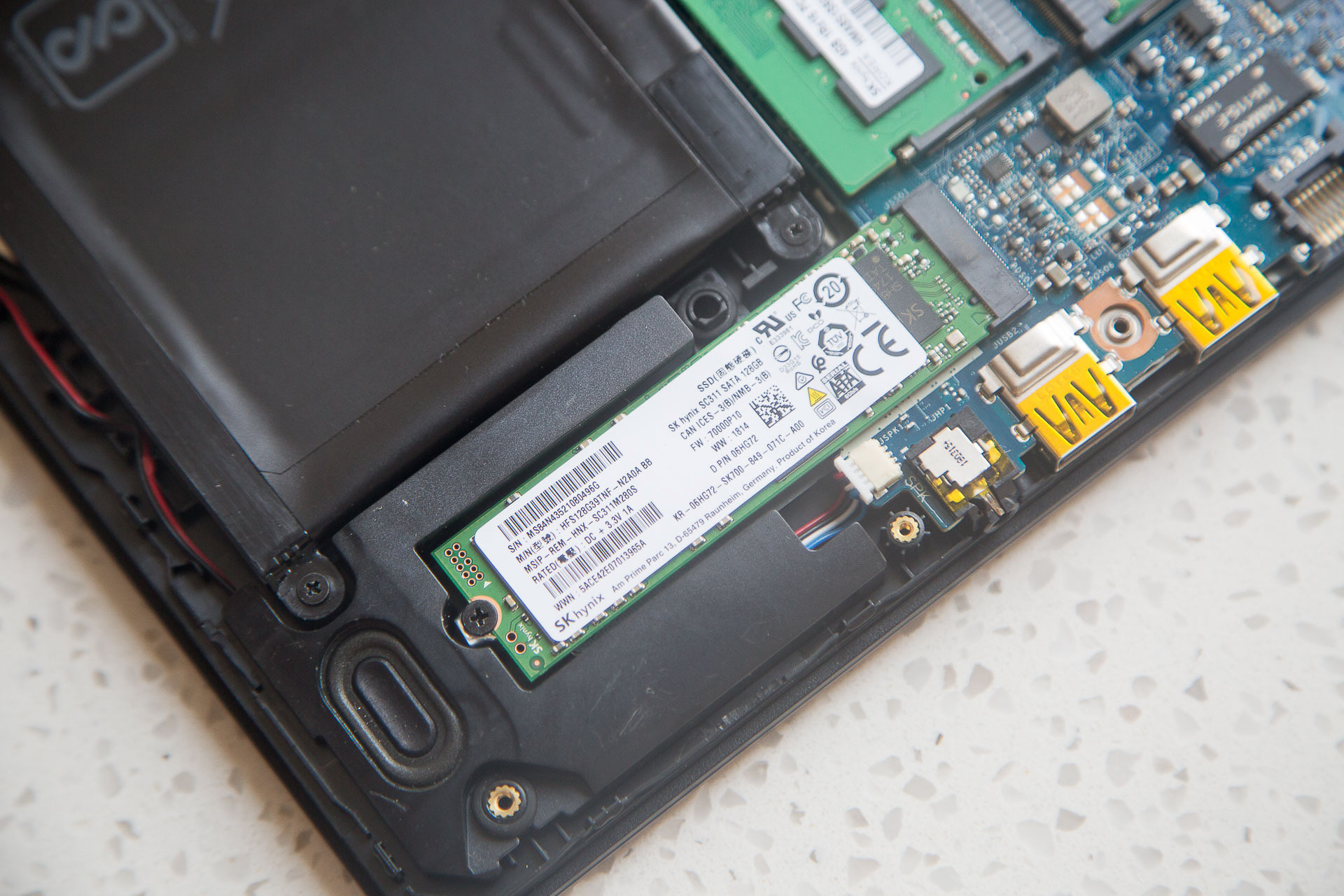 低调性能强悍的笔记本电脑,低调的性能小钢炮