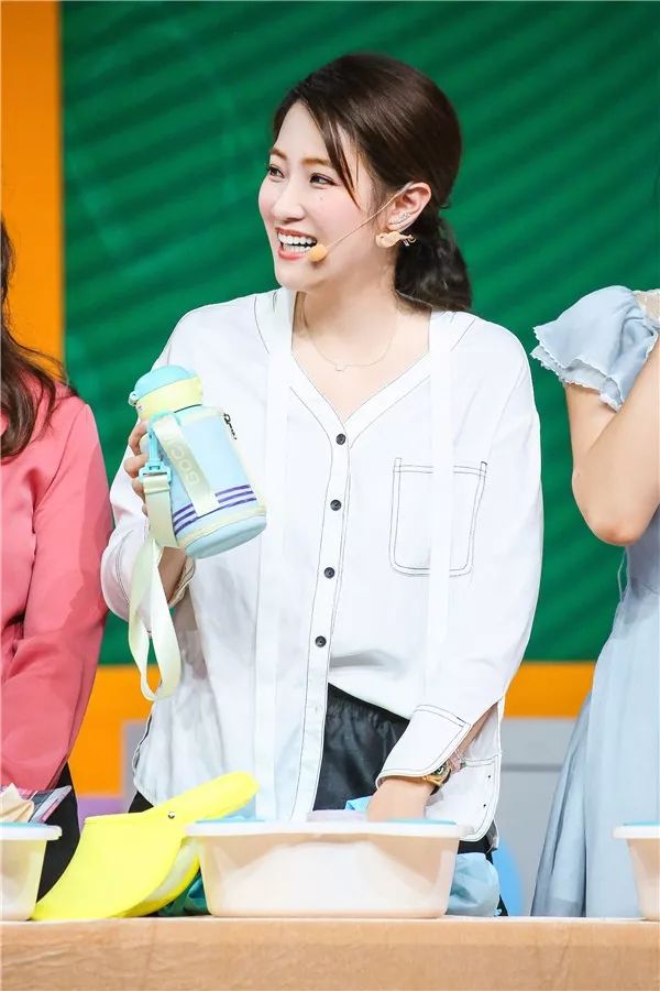 袁成杰育儿趣事,袁成杰照顾小孩