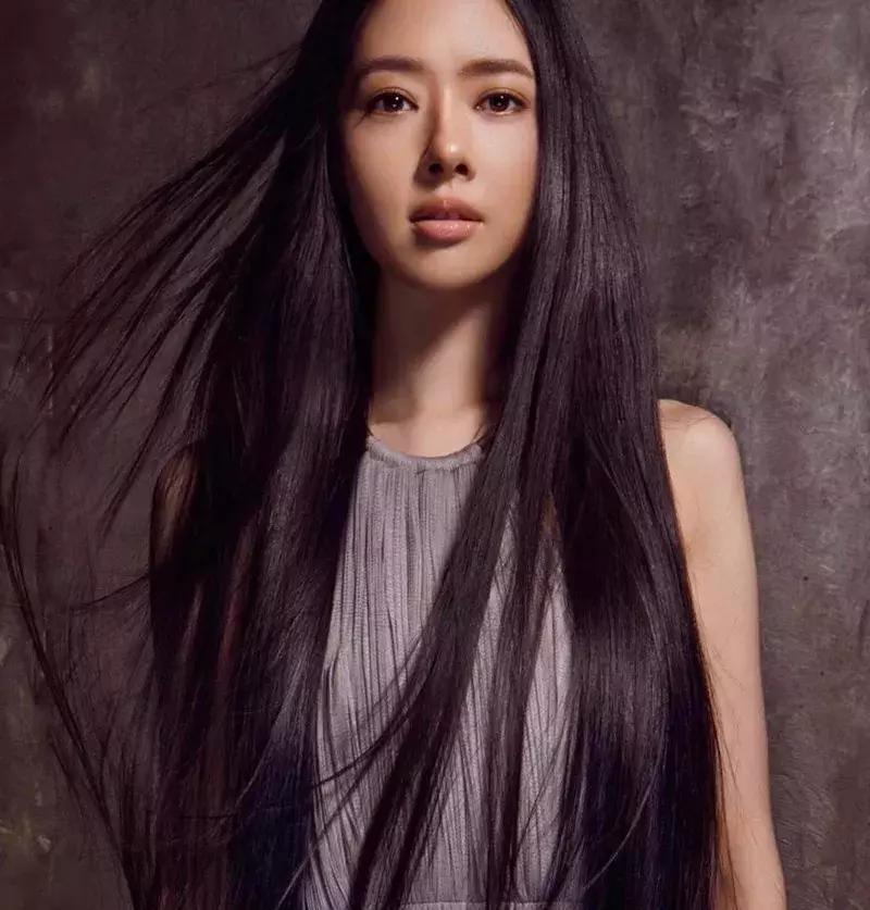 长脸下颚线方额头窄发型,脸胖发际线高的男生适合什么发型