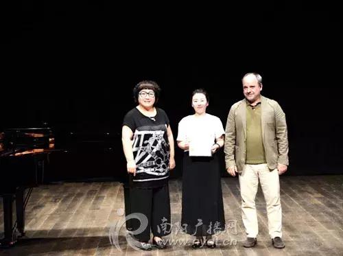 河南南召县褚洪莹,南召褚洪莹