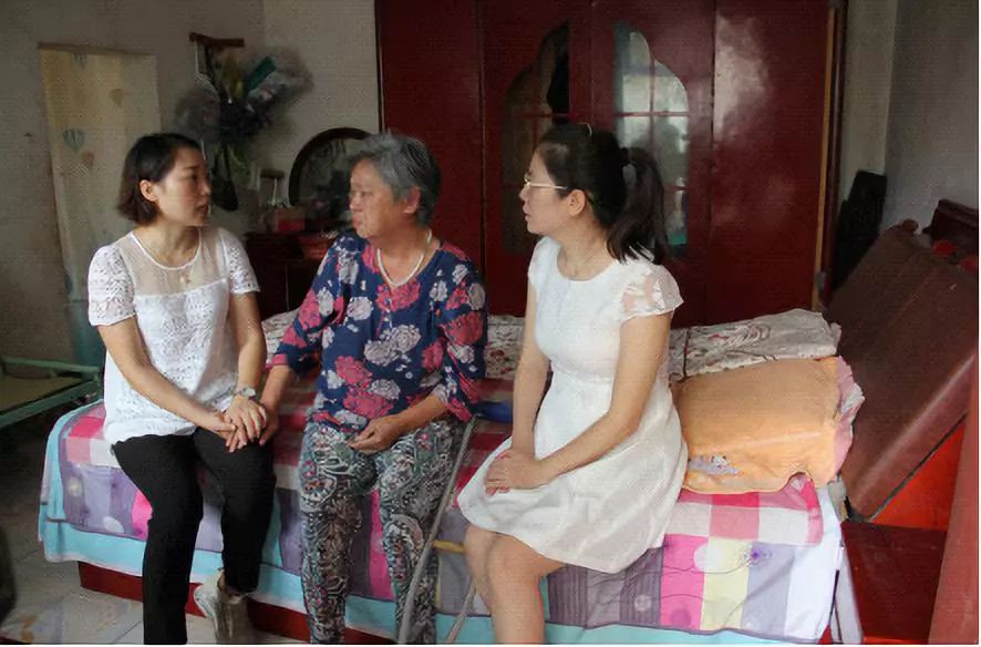 周一见｜学习贯彻市委四届六次全会精神，巴中妇联人在行动～