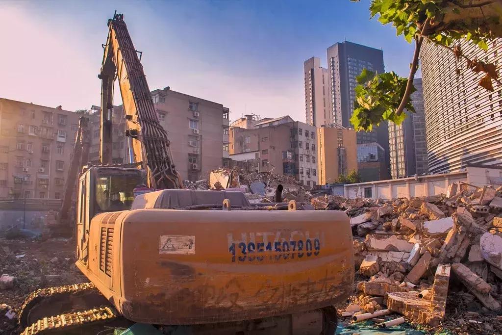 徐州二中变“停车场”！哪些回忆留下？未来这将成徐州“夫子庙”