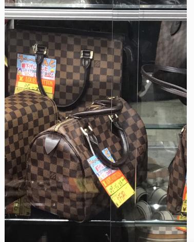 怪不得都爱来福冈，这里中古店太好逛了吧，捡漏LV钱包300元！