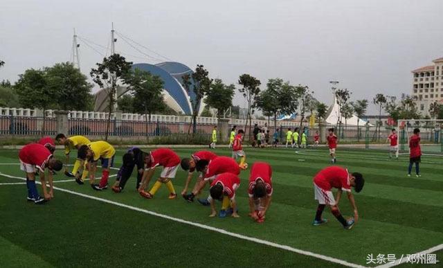 邓州澜梦水世界活动,邓州市体育场足球比赛