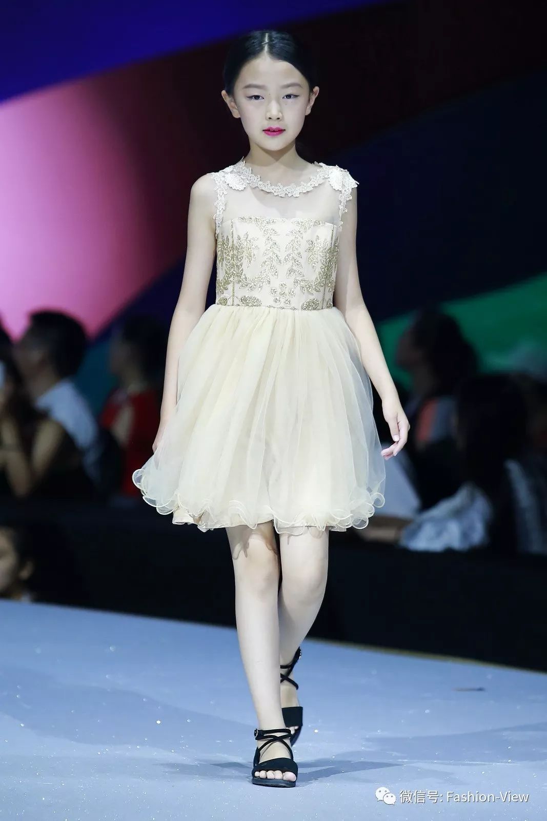 重庆2020国潮少儿时装周,2019重庆国际少儿时尚周启幕