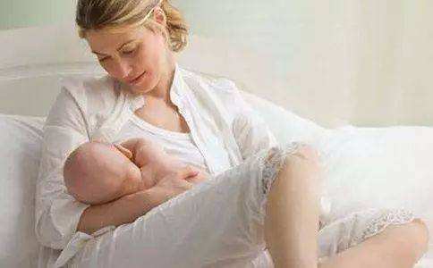 15个月母乳不够如何追奶,胸小哺乳的时候奶汁够吗