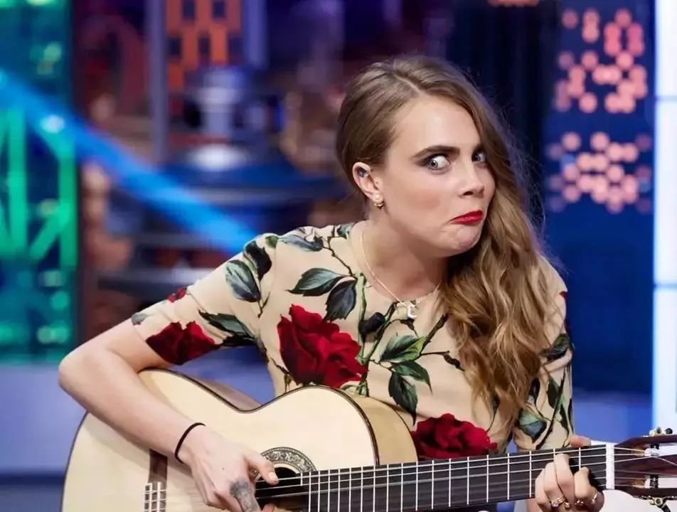 零基础学吉他先学什么,学吉他用什么