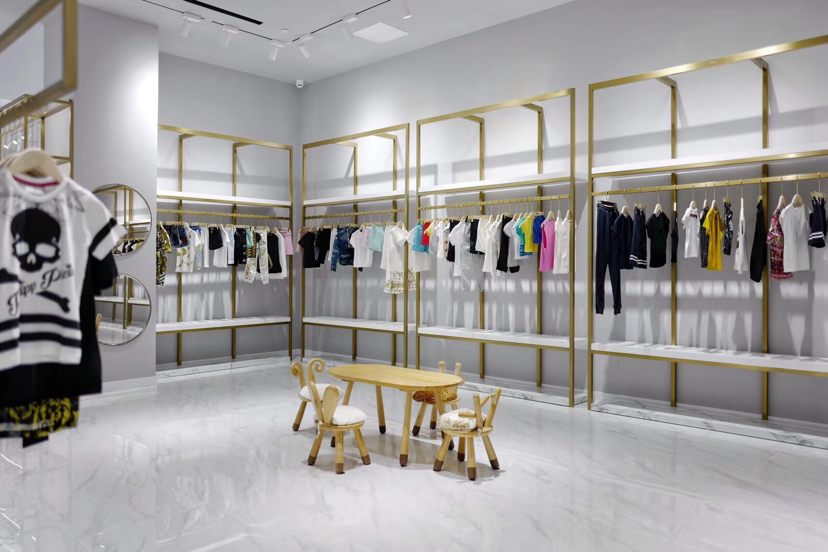 枫丹奢侈品集合店,奢侈品集合店