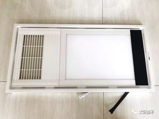 雷士浴霸小夜灯功能,照明多功能电风扇