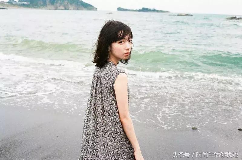 145-150矮个子连衣裙初秋,小个子初秋这样搭配才最合适