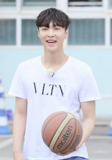 小绵羊张艺兴金句,小绵羊张艺兴励志